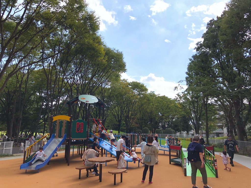 府中の森公園にじいろ広場 東京都府中市 大きなインクルーシブ公園が東京都内にオープン