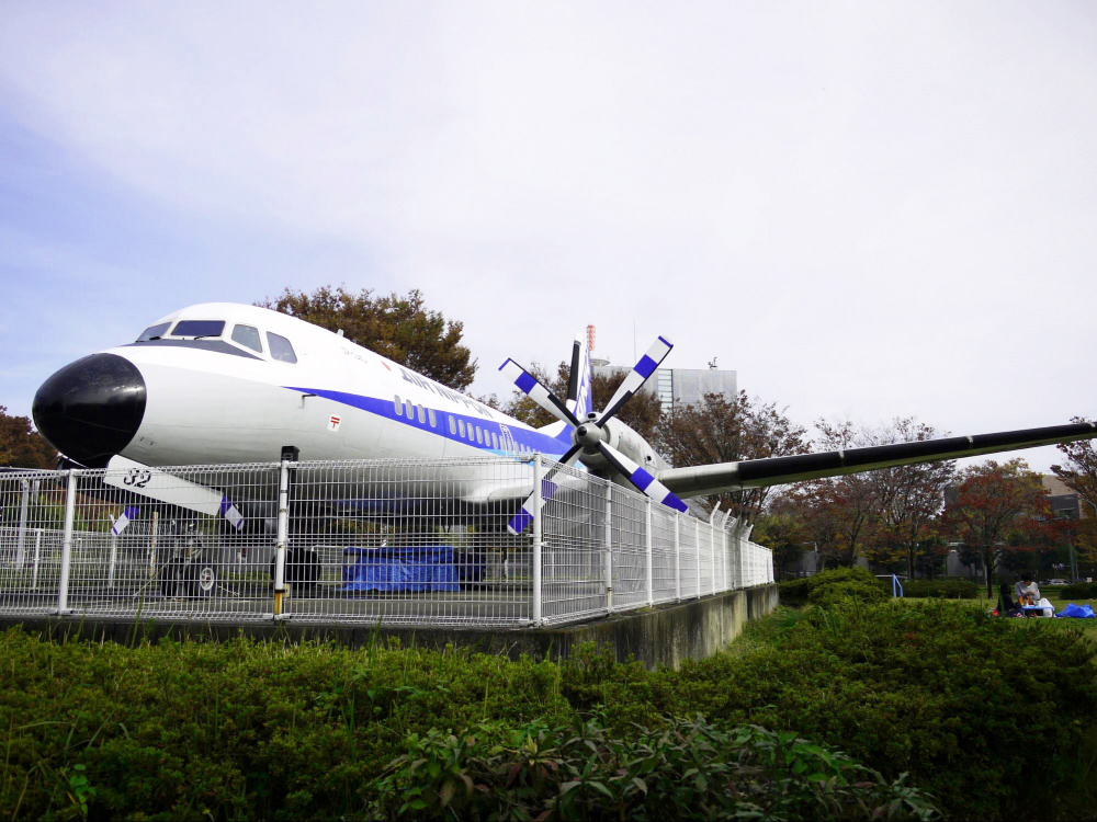 日本全国の公園の魅力を発信するWEBメディア          迫力満点のビュースポット！飛行機好きにおすすめの公園特集