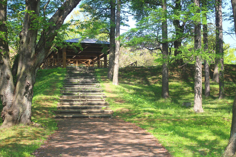経塚山公園
