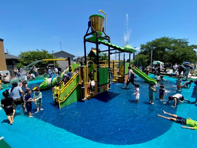埼玉県の最新水遊びができる公園 ウォーターパーク
